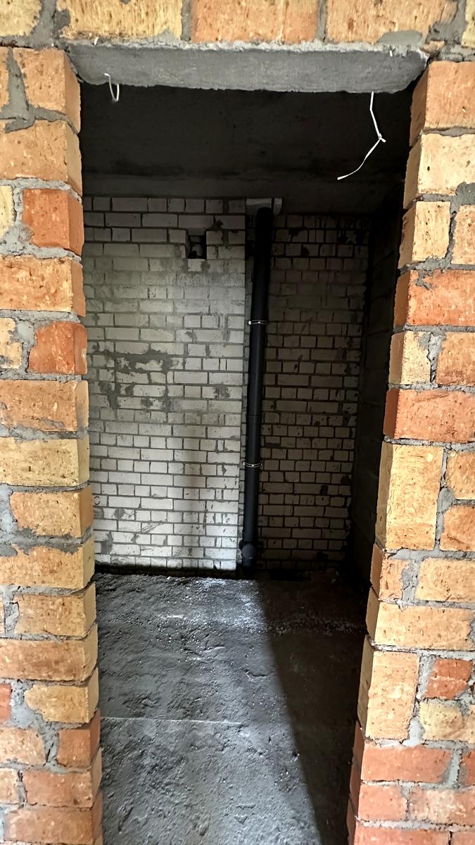 1868432604282219