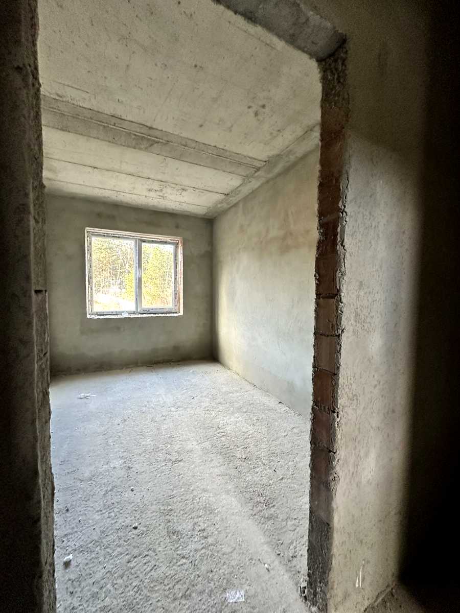 1868435440559957