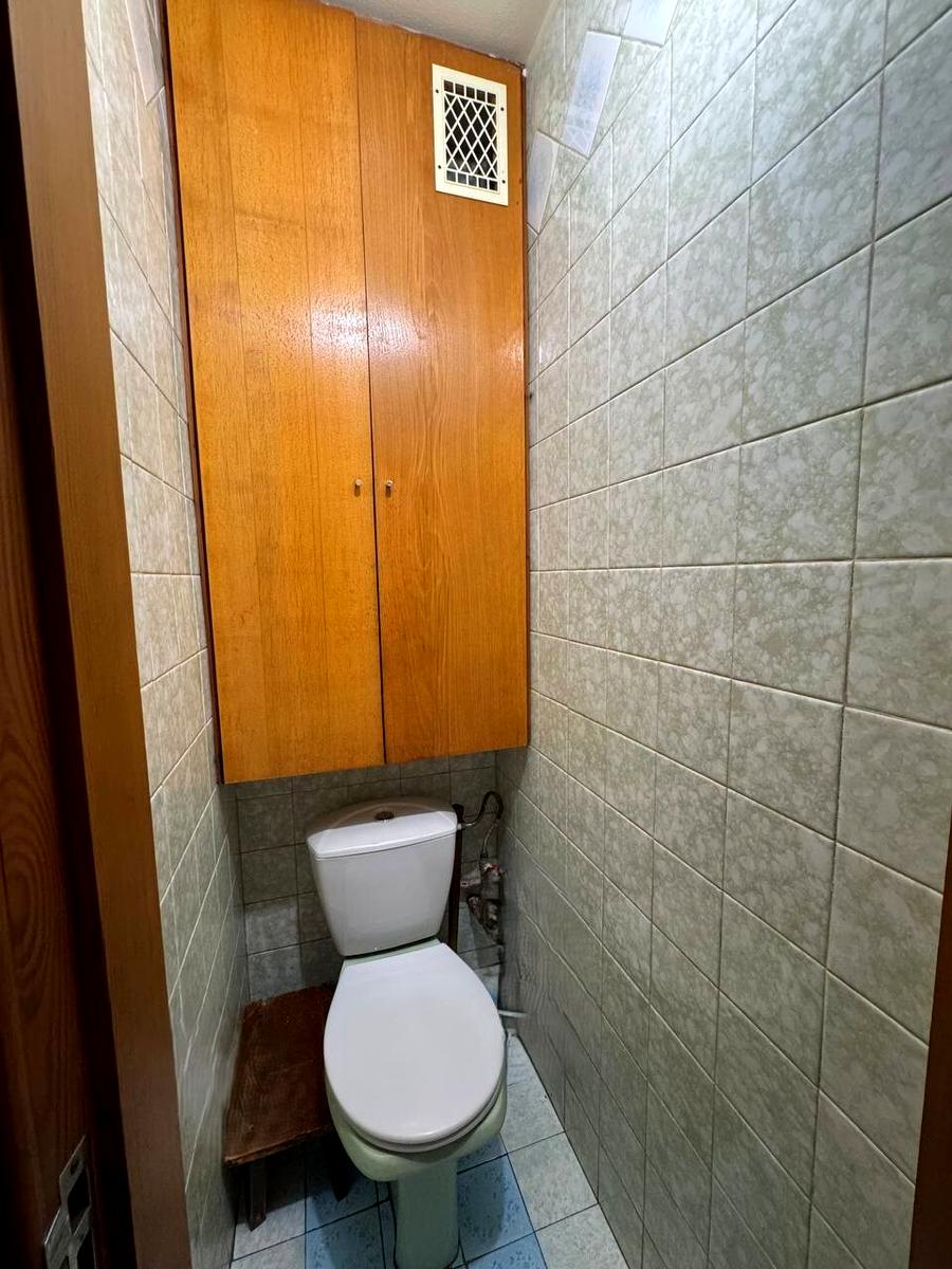 1868437696637713