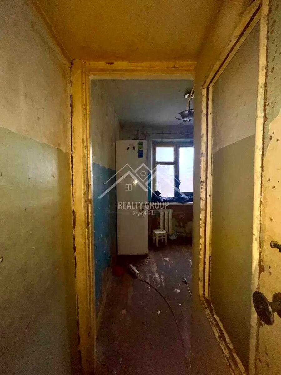 1868443396827278
