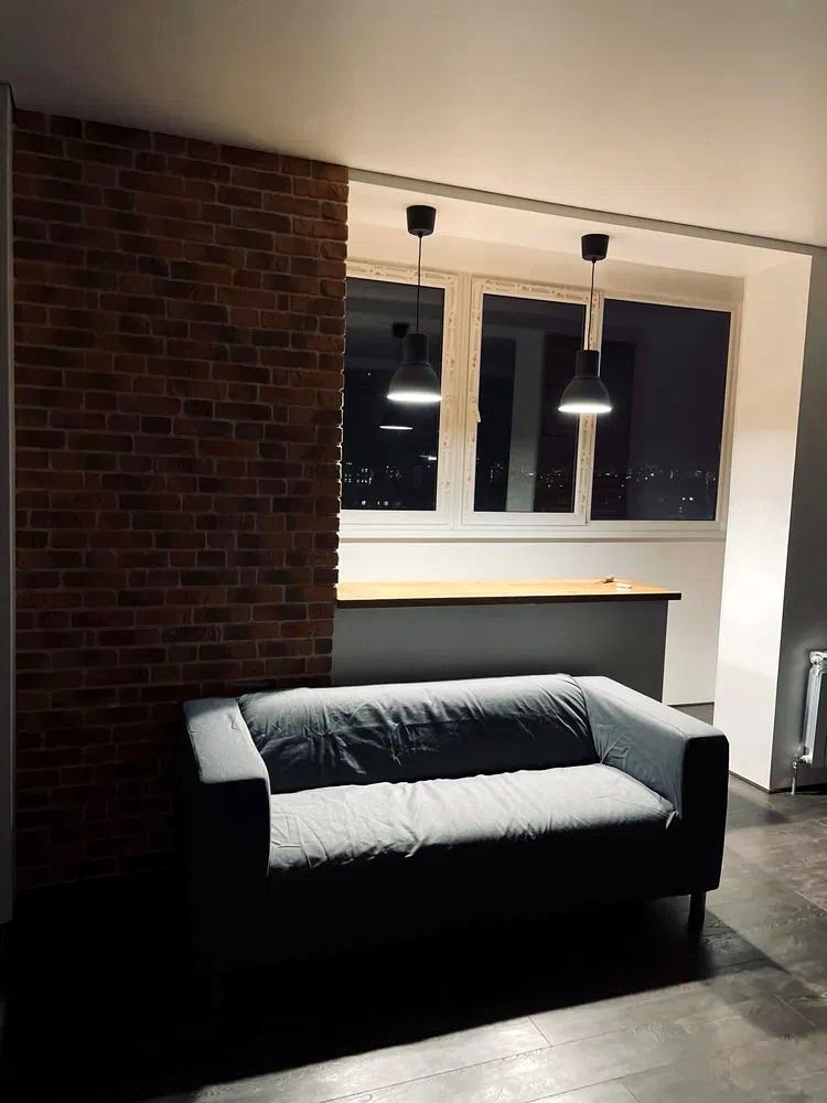 1868456667280322