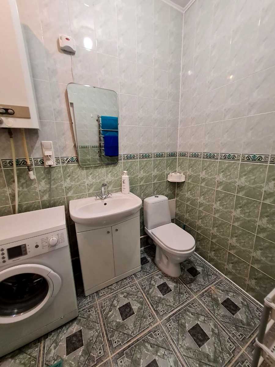 1868493707122326