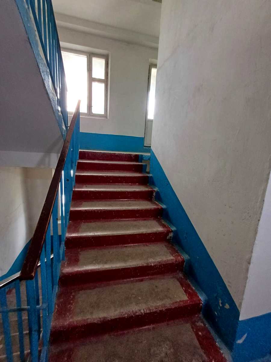 1868499956804753