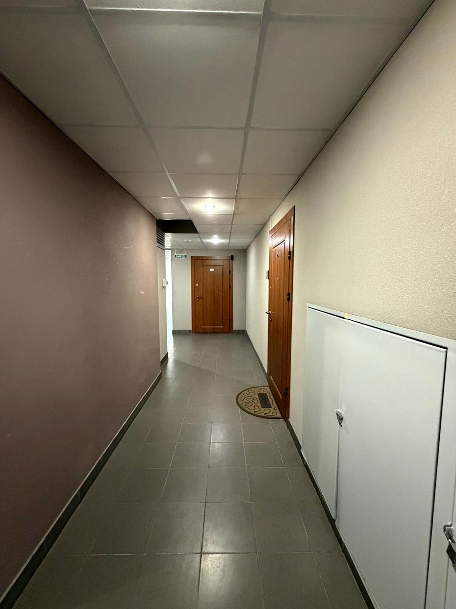 1868502686714944