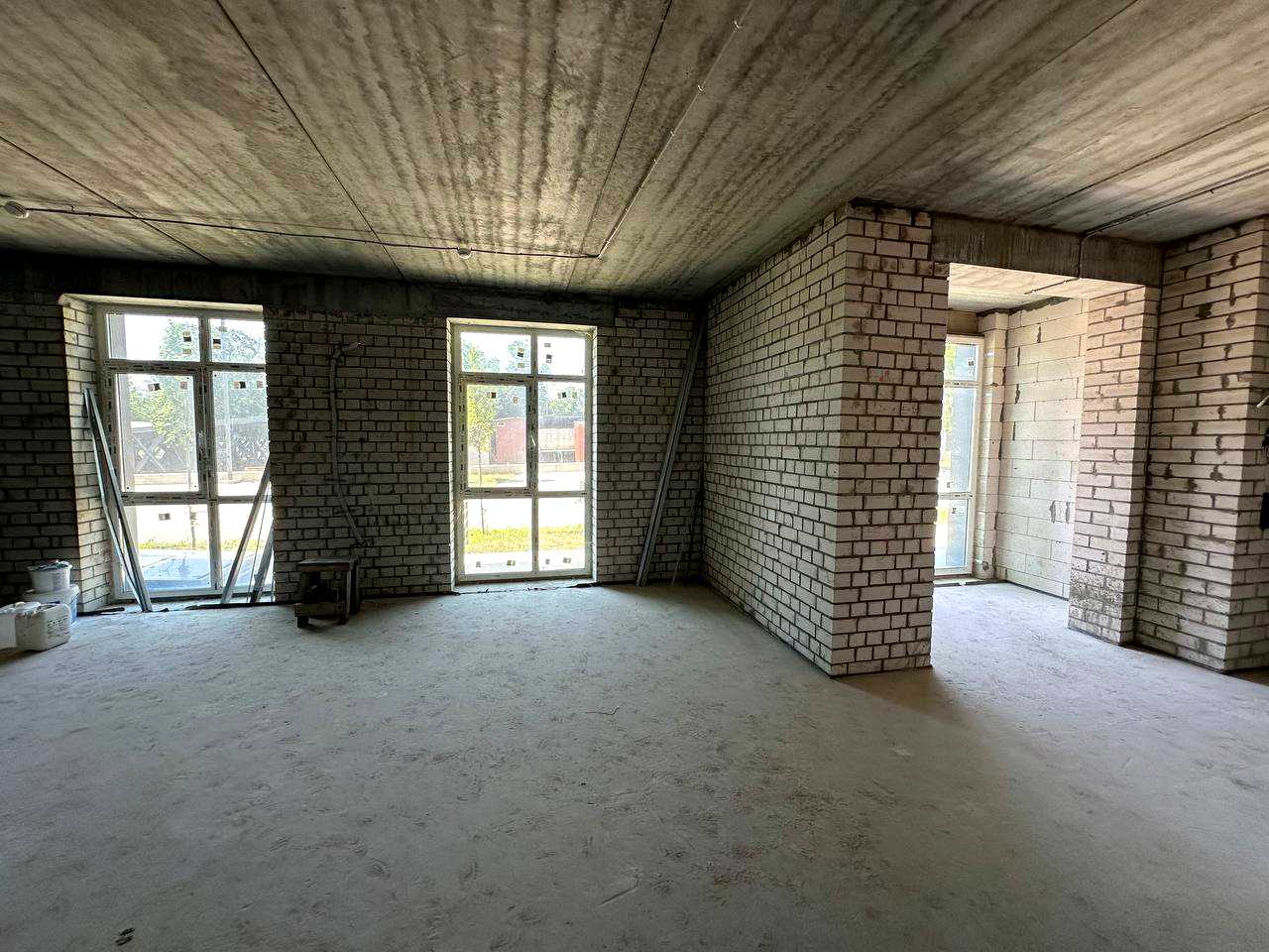 1868507496934501