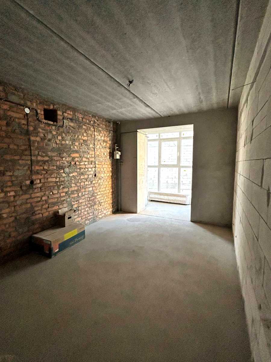 1868525713039648