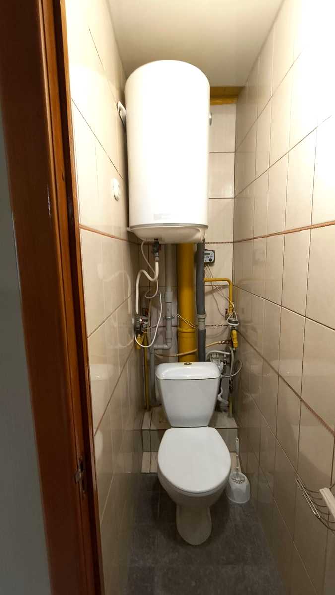 1868528848790140