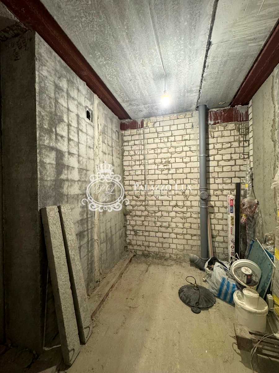 1868541925537743