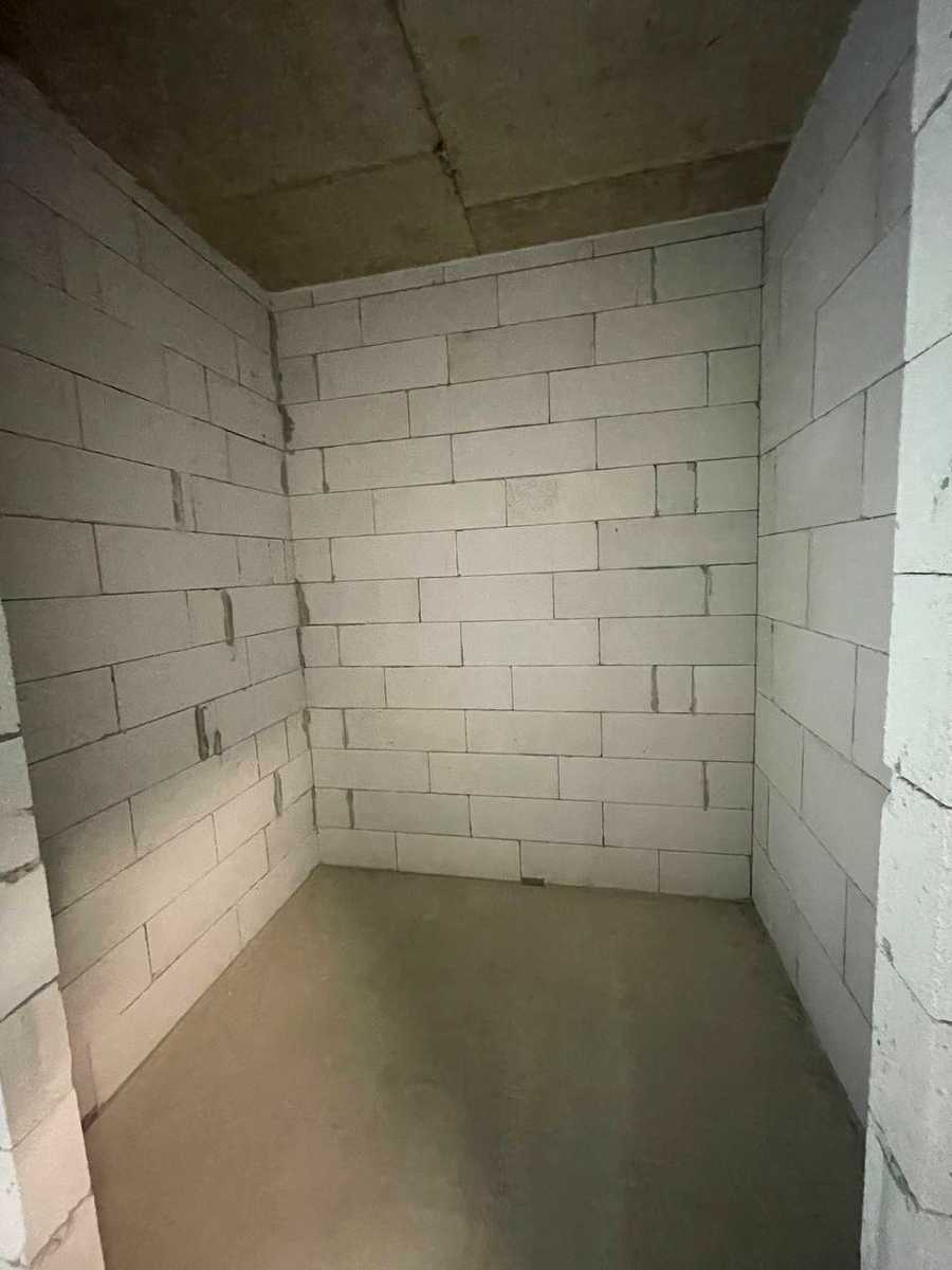 1868542774922155