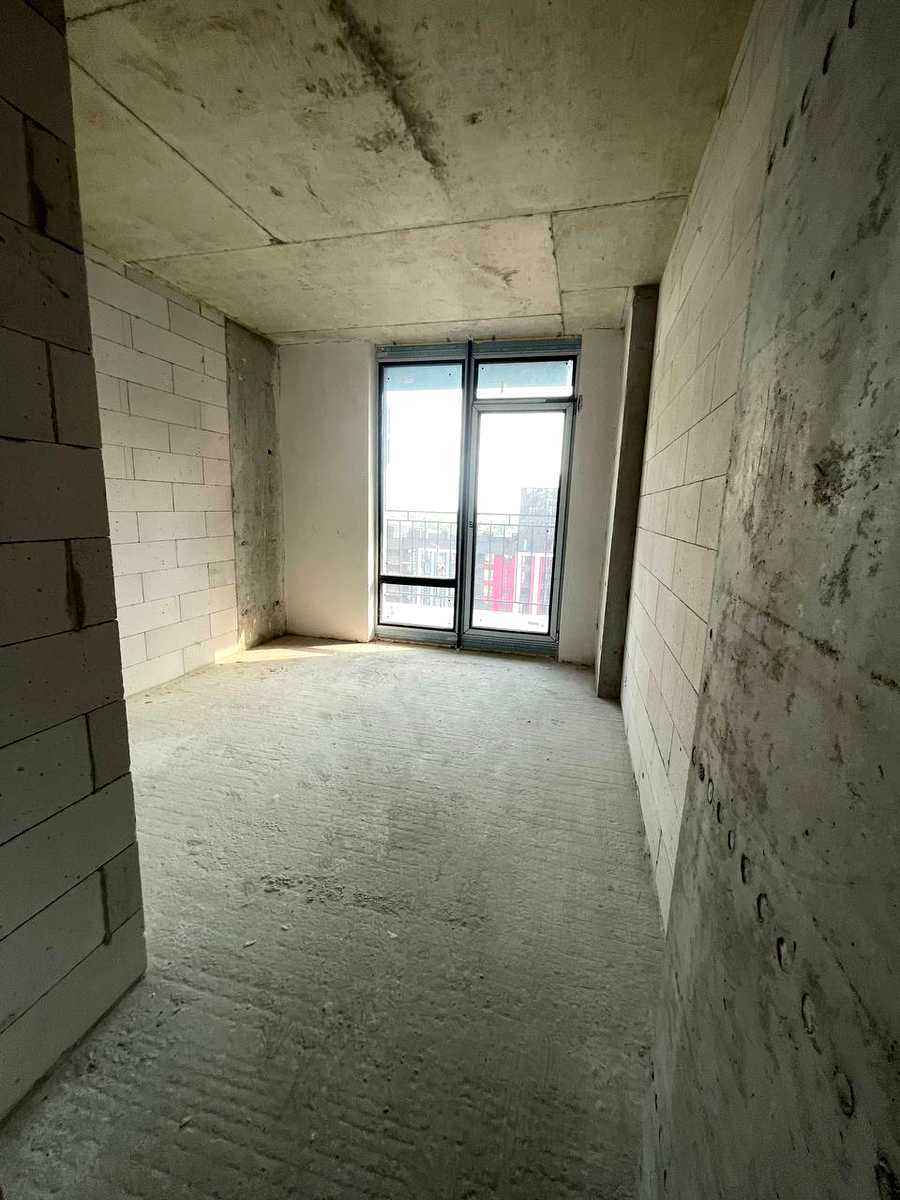 1868542774928007