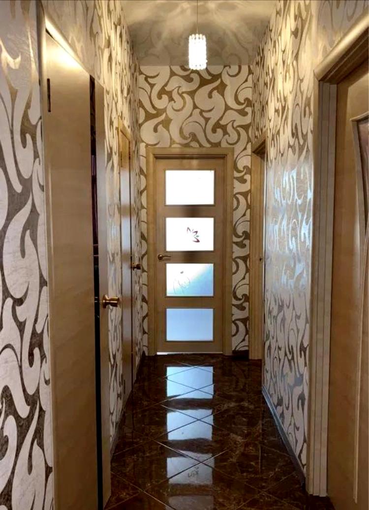 1868579121880620