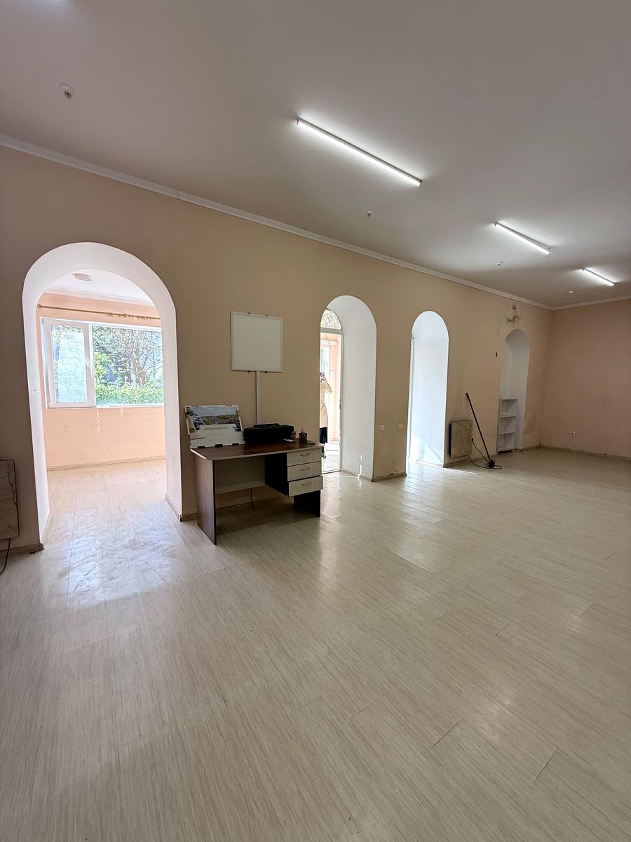 Комерційна нерухомість за адресою Бісквітний пров. (площа 80 м²) Комерційна нерухомість за адресою Бісквітний пров. (площа 80 м²) - Atlanta.ua