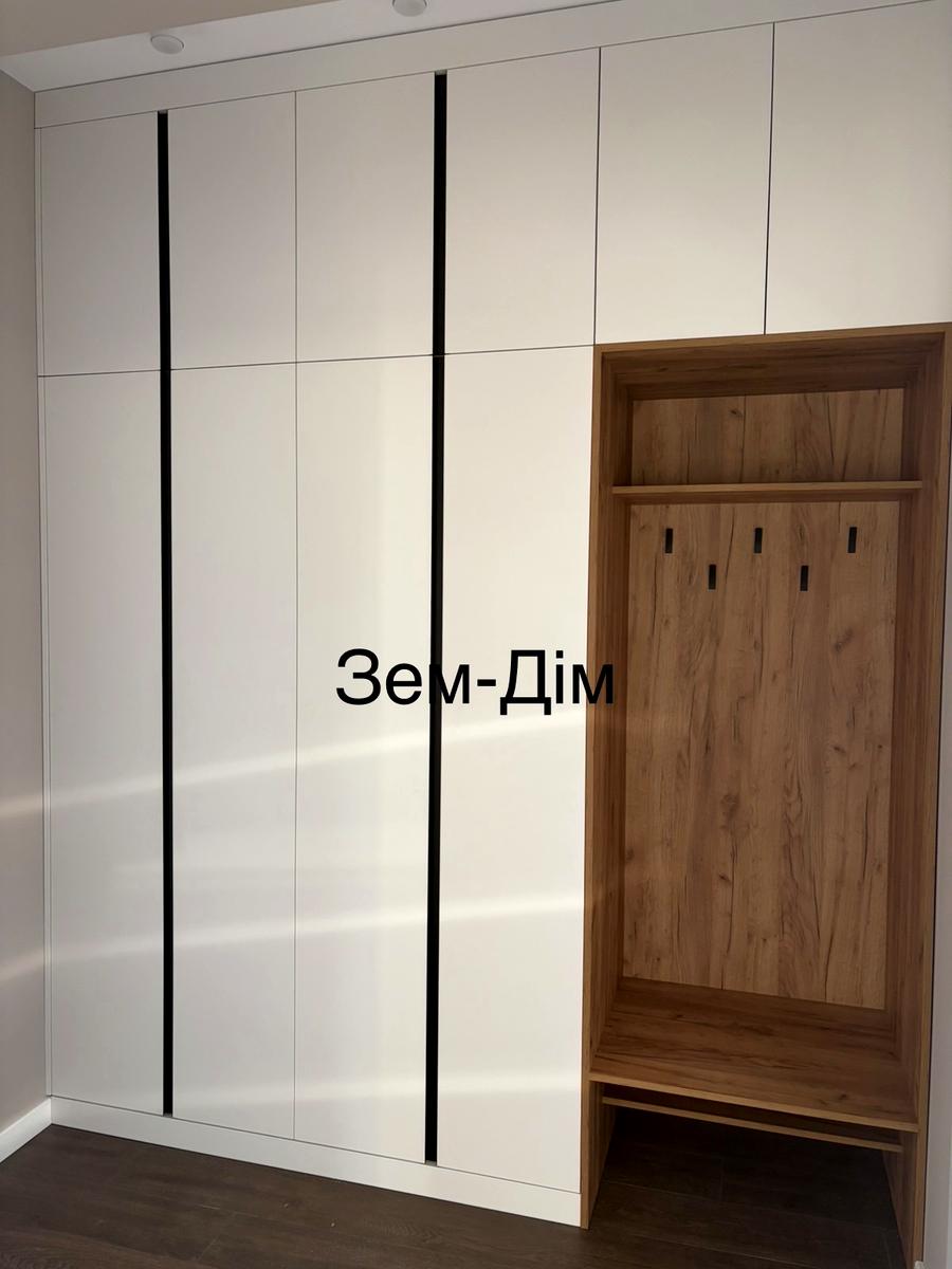 1868588743863384