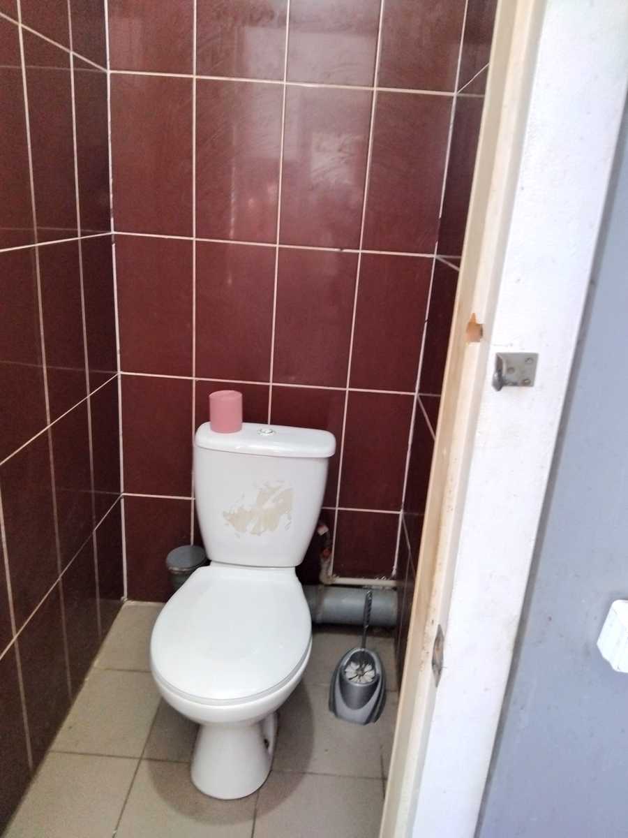 1868591007107877