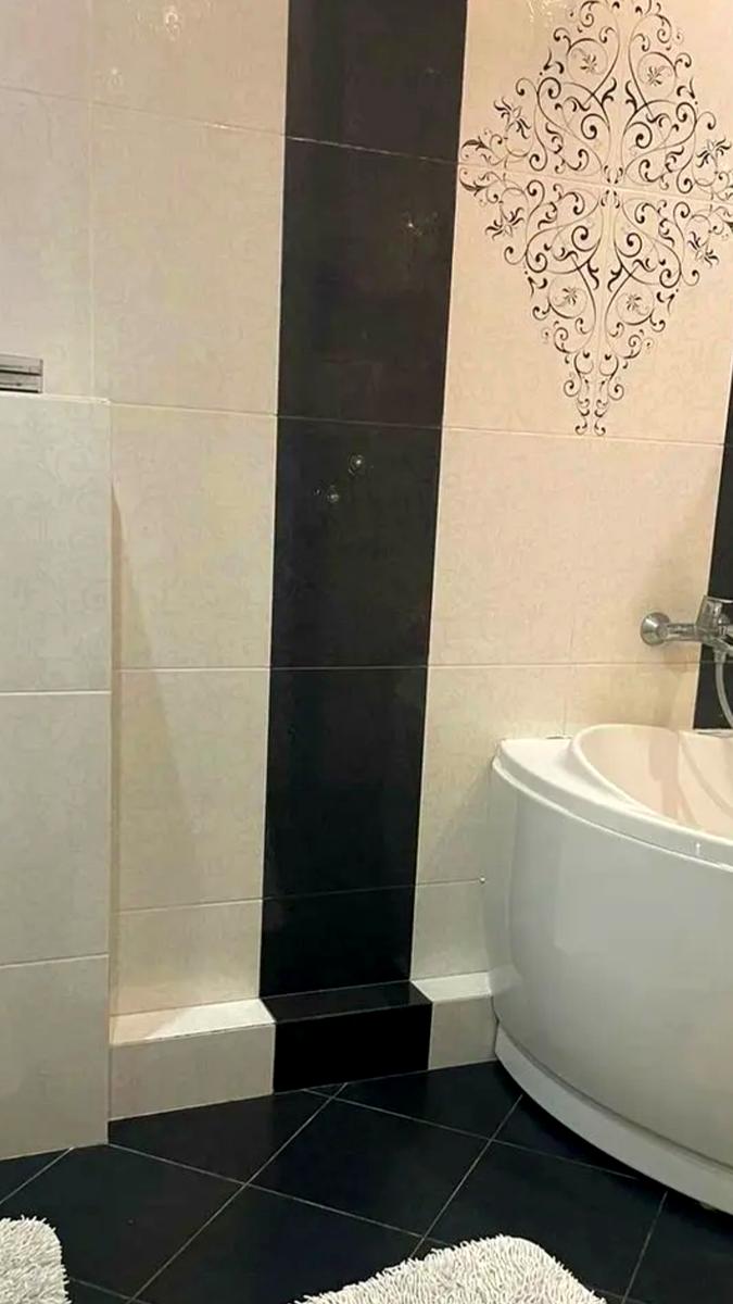 1868591095360193