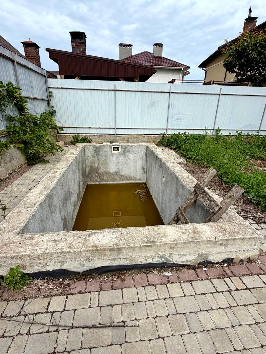 1868609902965419