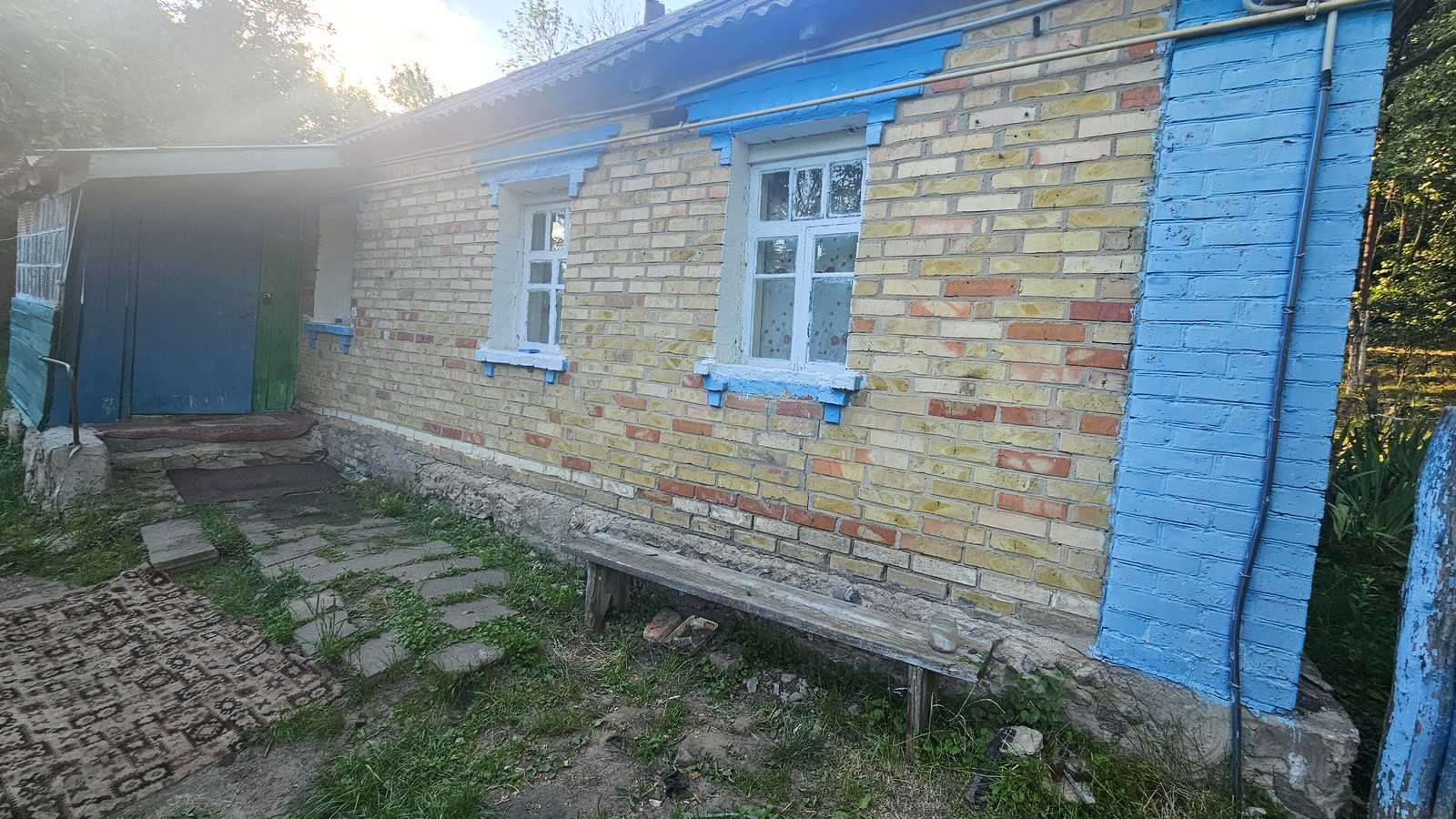 1868659140853884