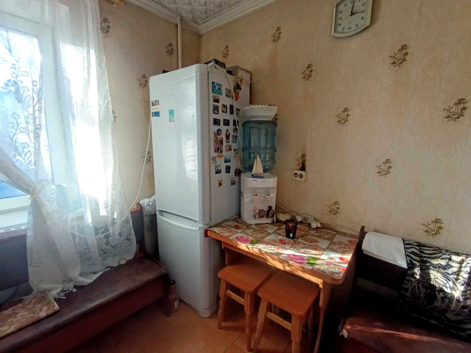 1868682099249063