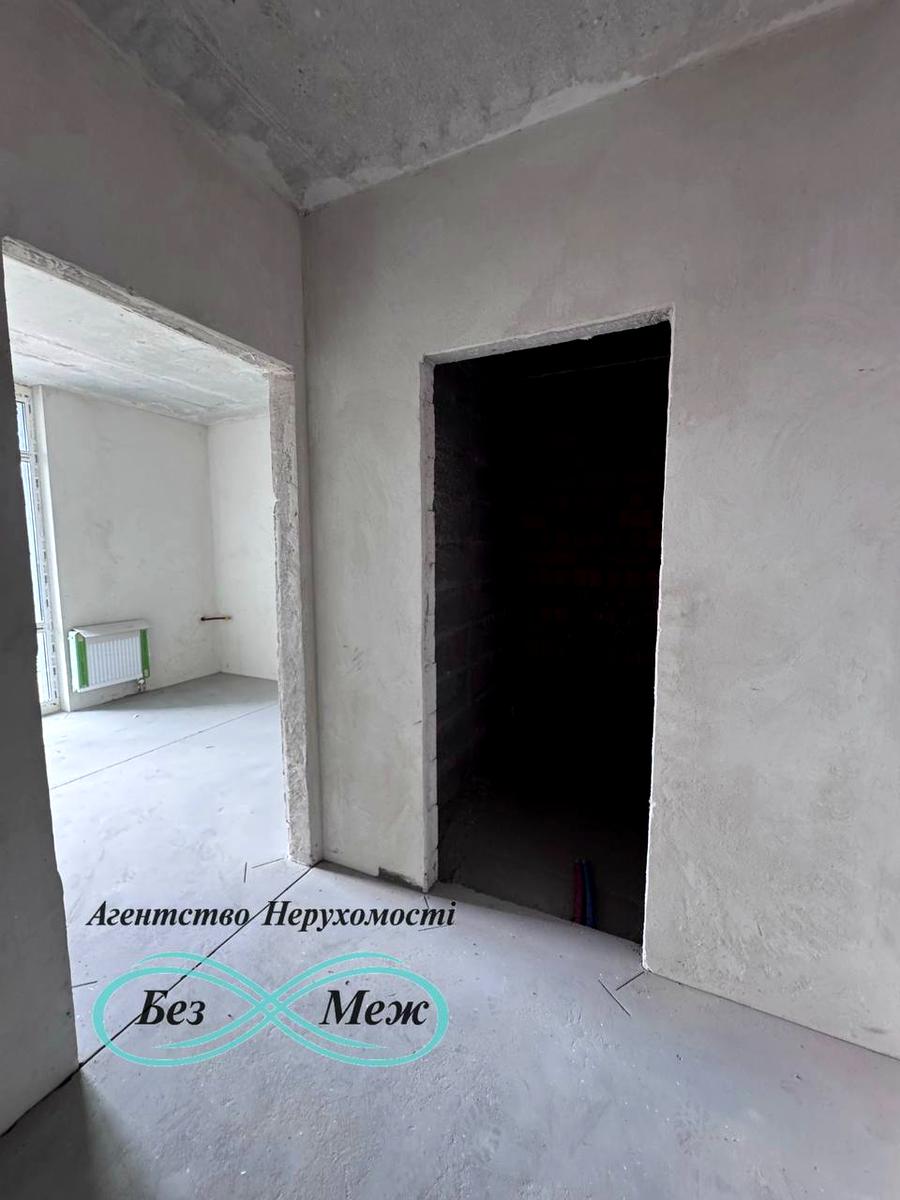 1868683489670941