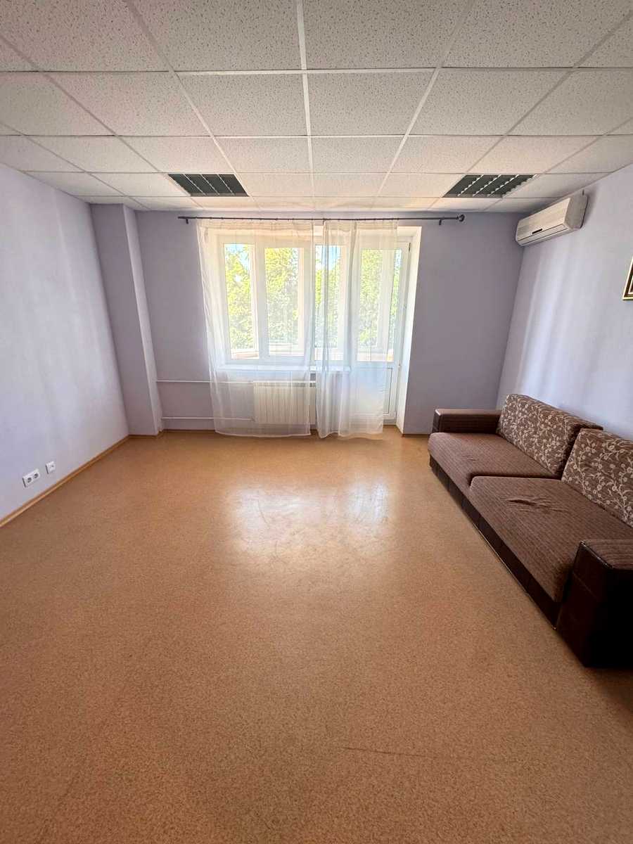 1868684947717952