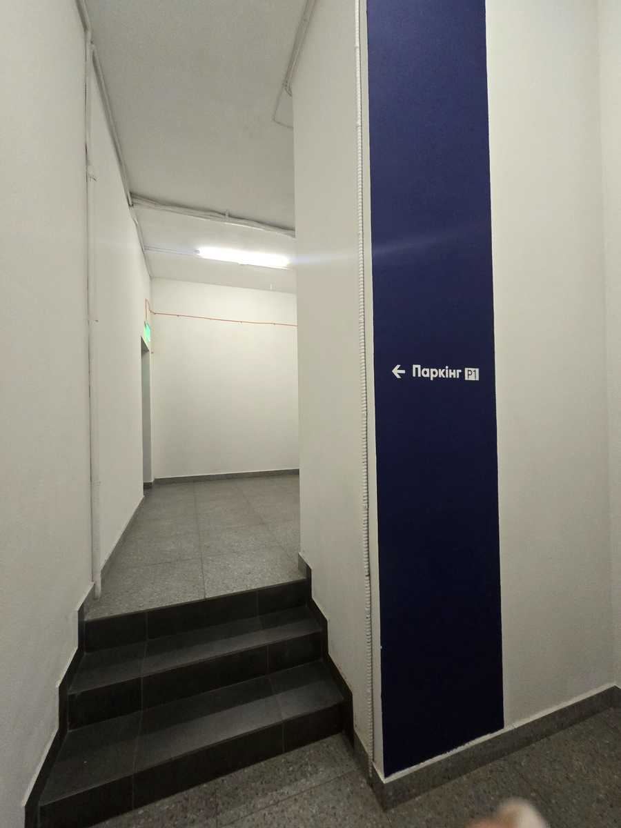 1868692935443266