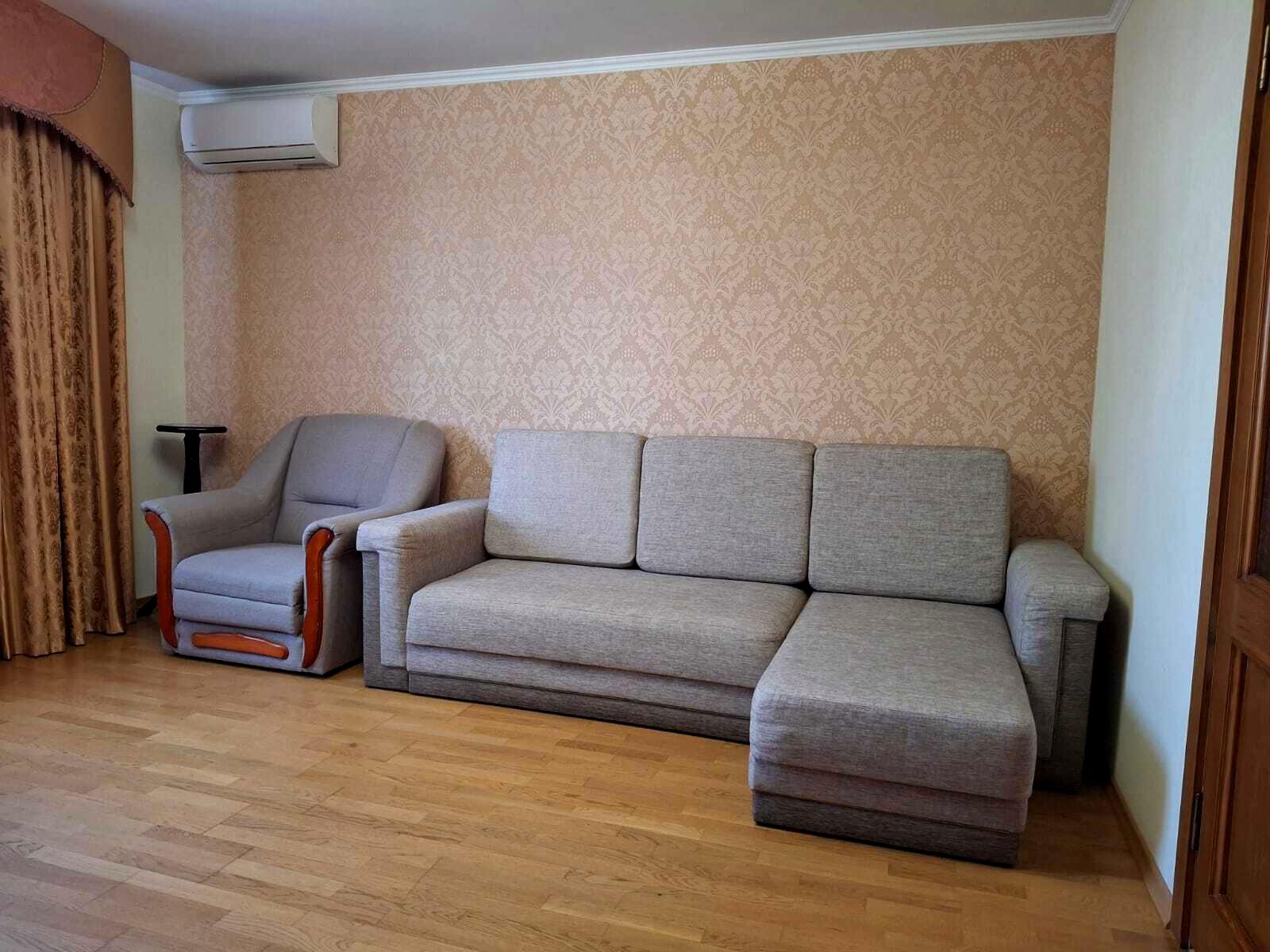 1868694882614016