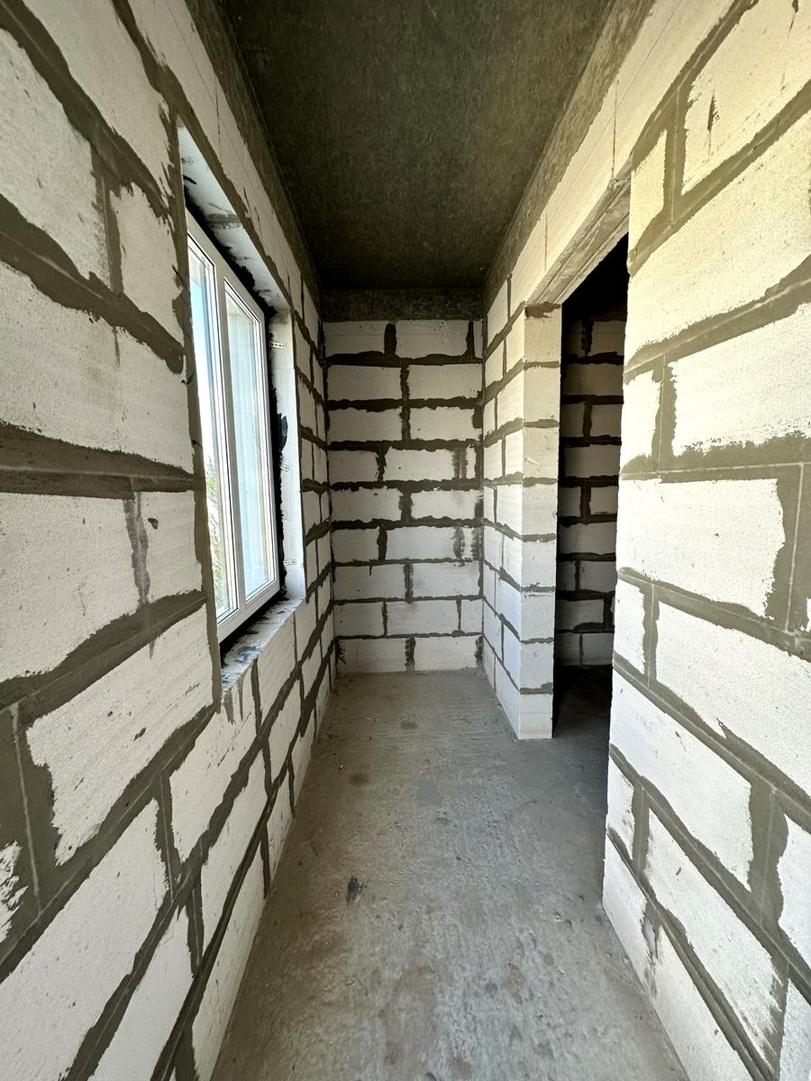 1868695342259900