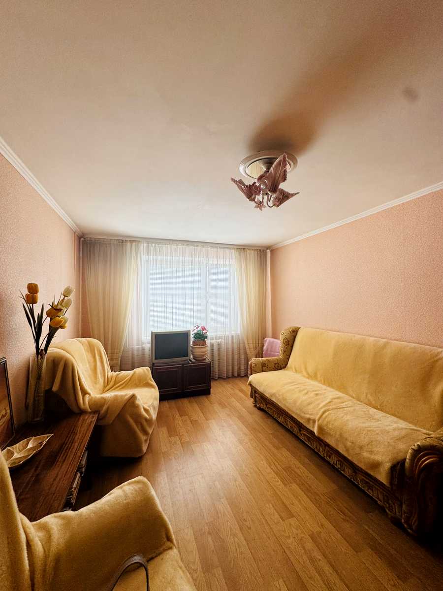 1868696343677026