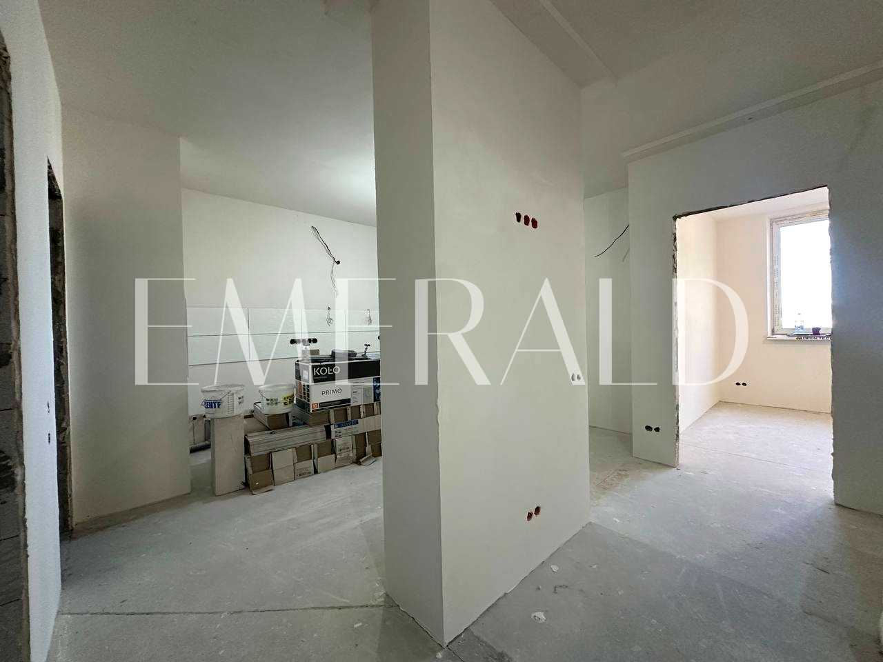 1868696949402008