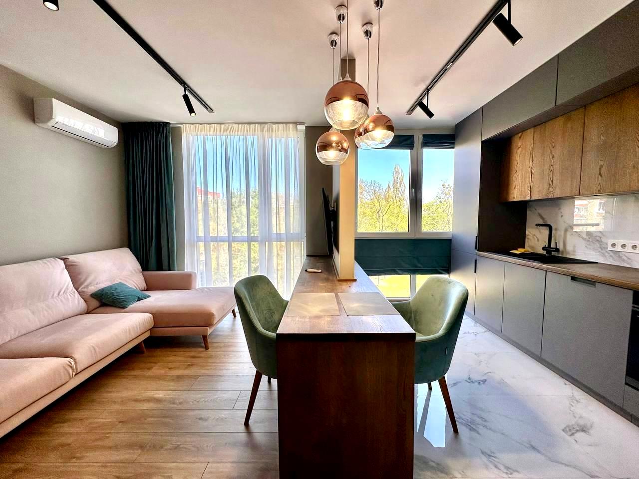 1868697011185367