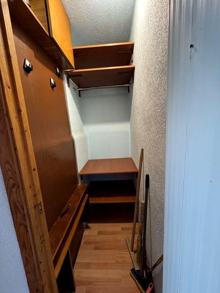1868697794156625