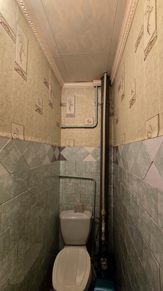 1868698591626143