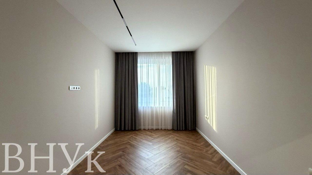 1868702183195597