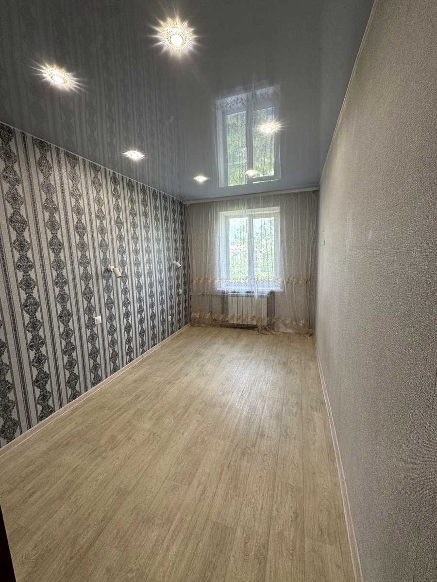 1868702943150601