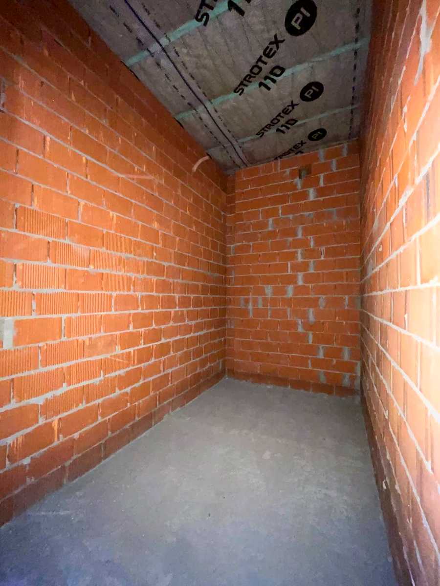 1868711314888597
