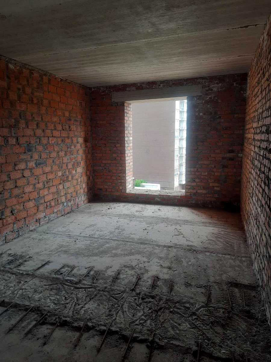 1868717803984568