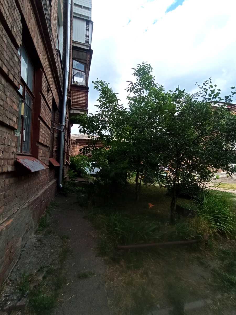 1868727651483088