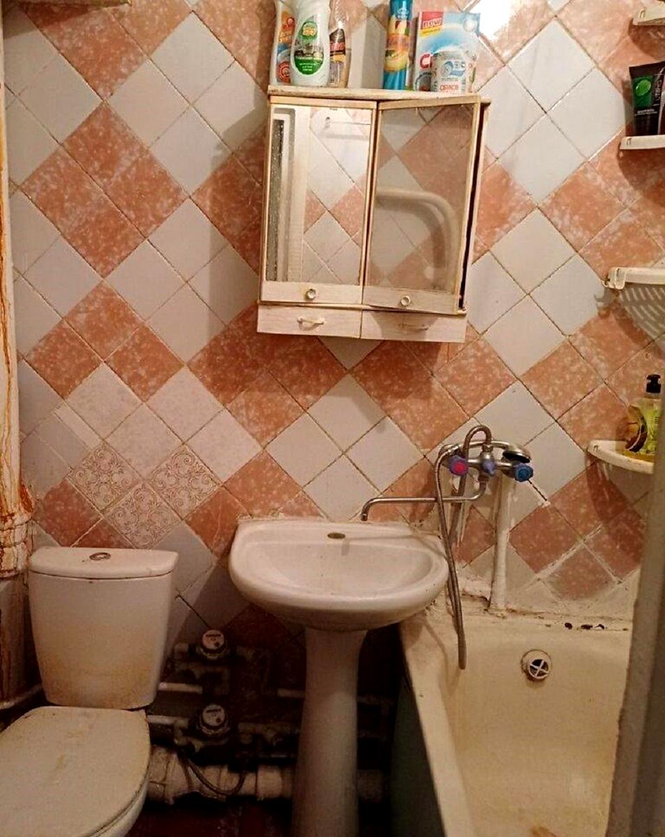 1868774518139475