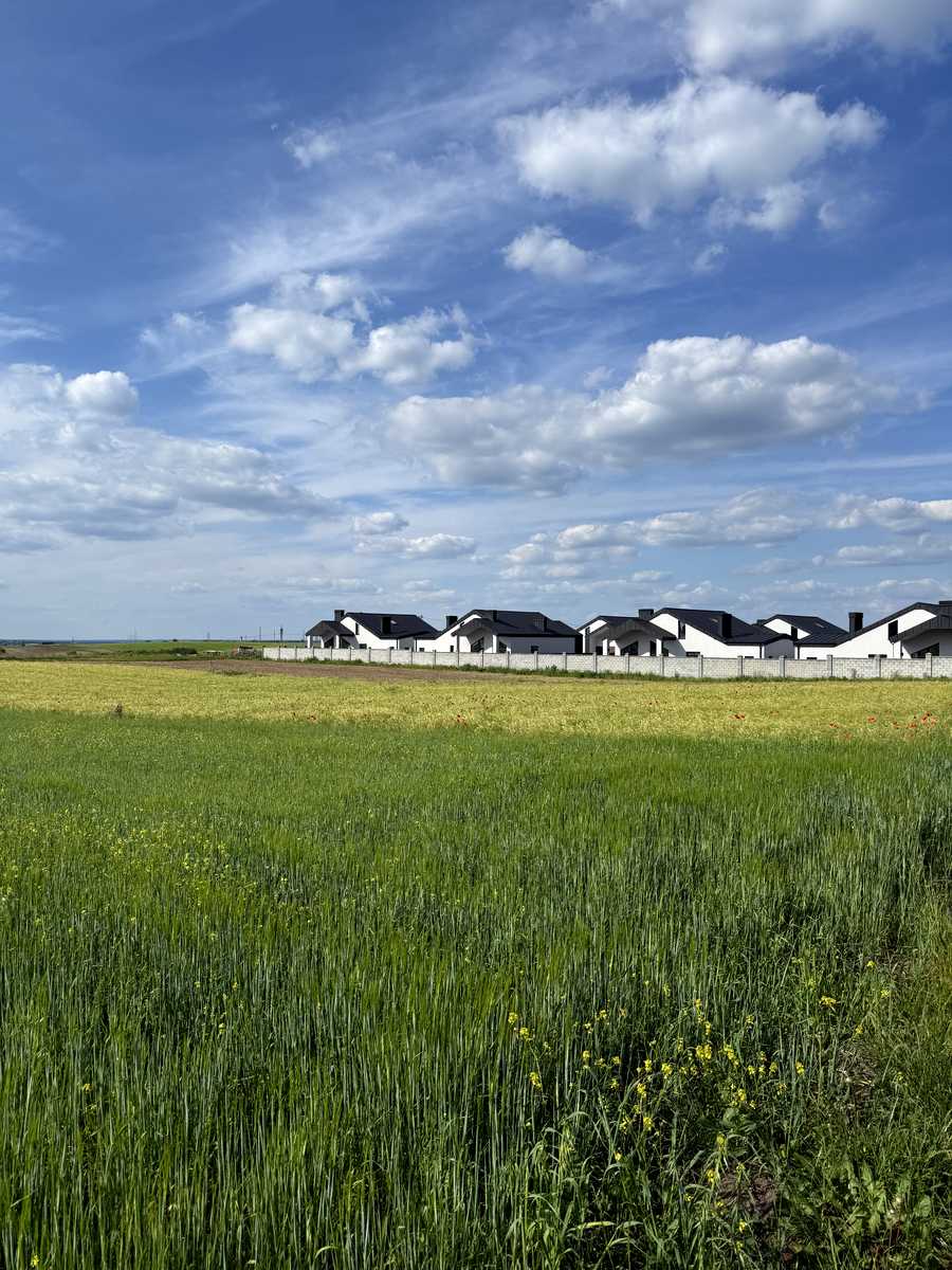 1868776435761087