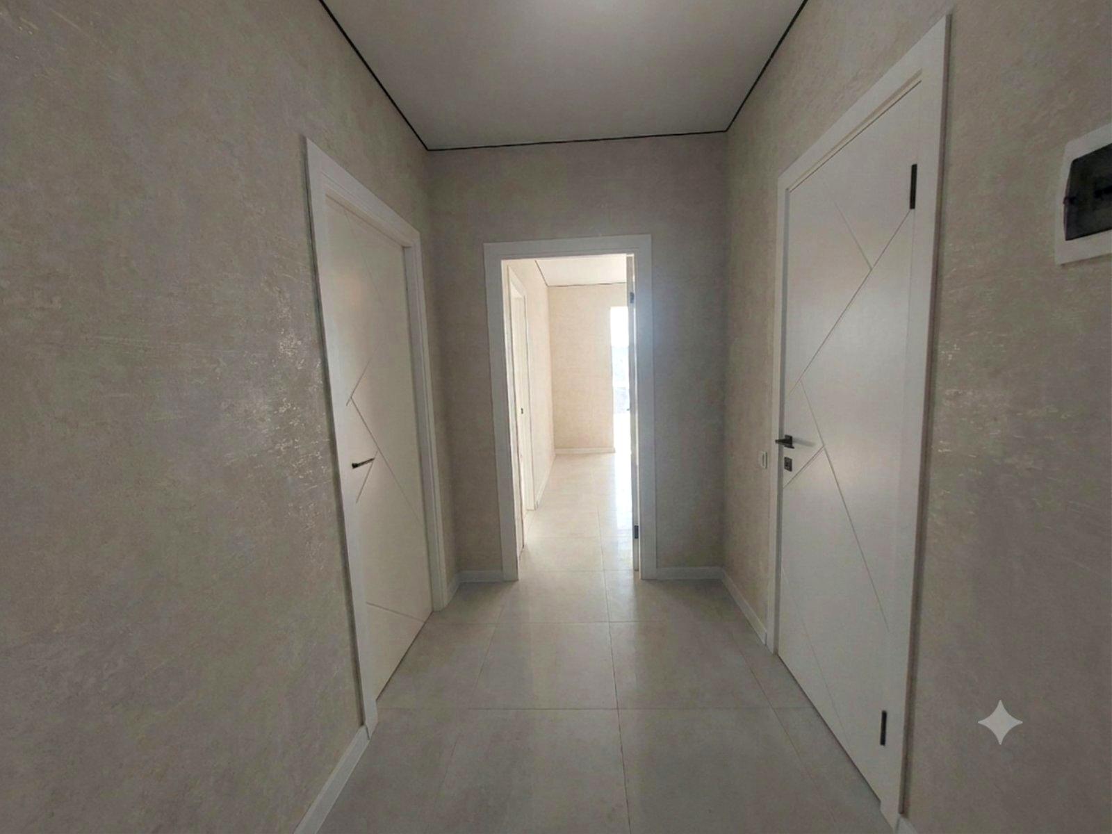 1868776773154625