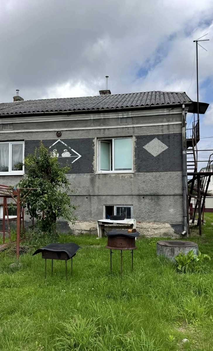 1868779139446714