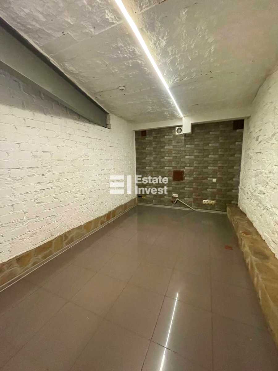 1868781434361058