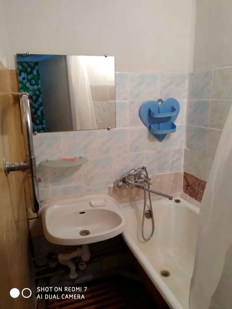 1868781604580135