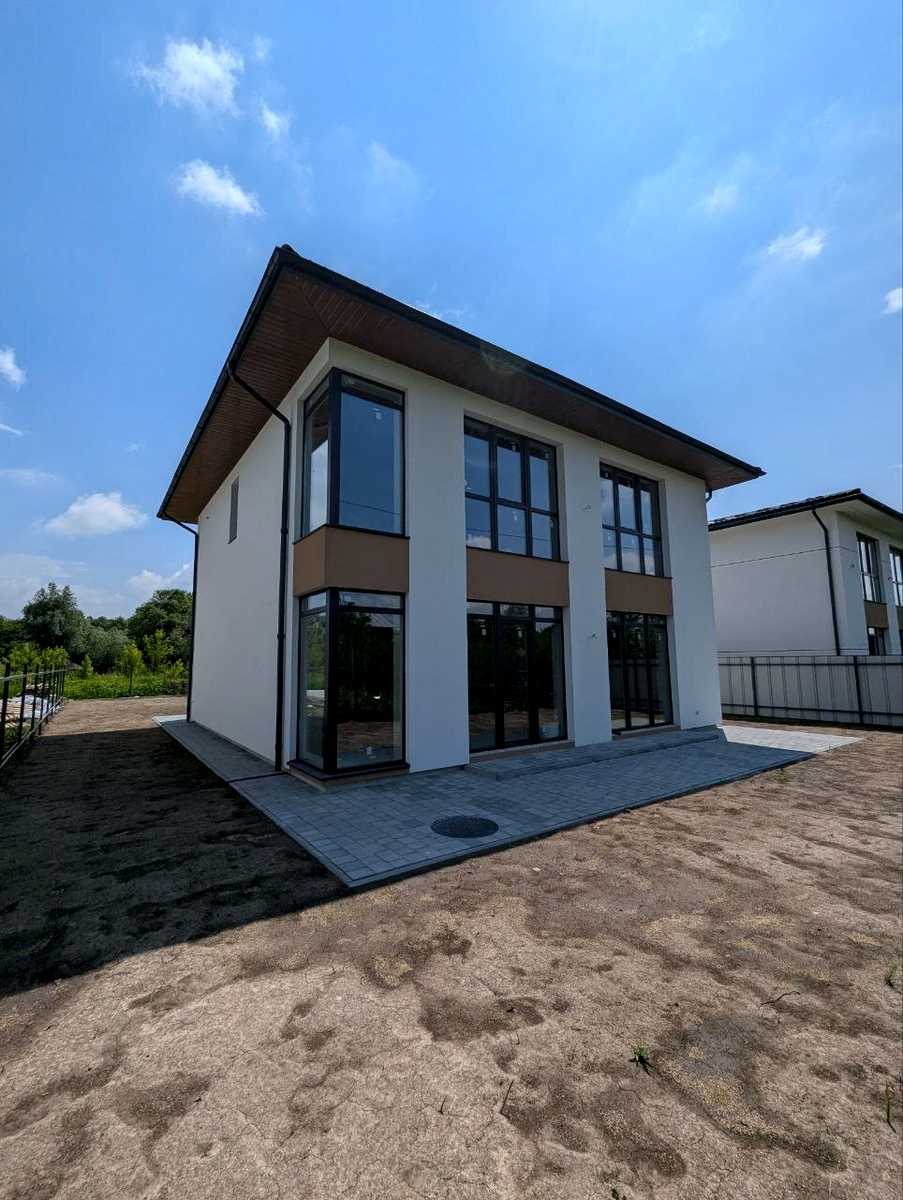 1868784748783674