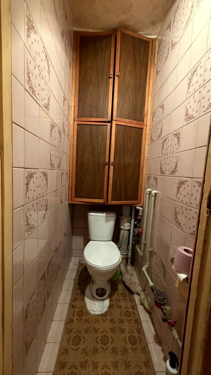 1868786402928238