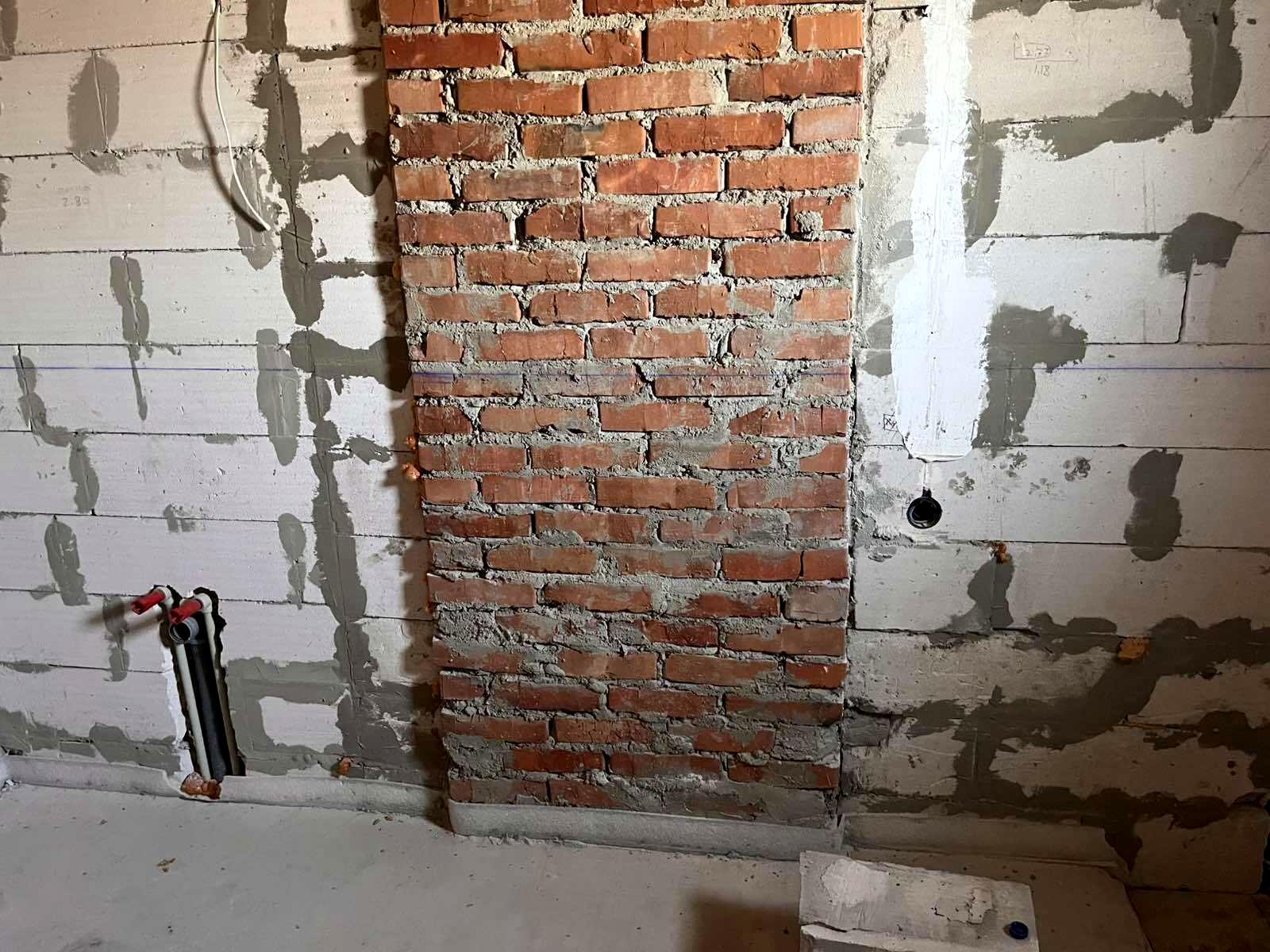 1868787633030838