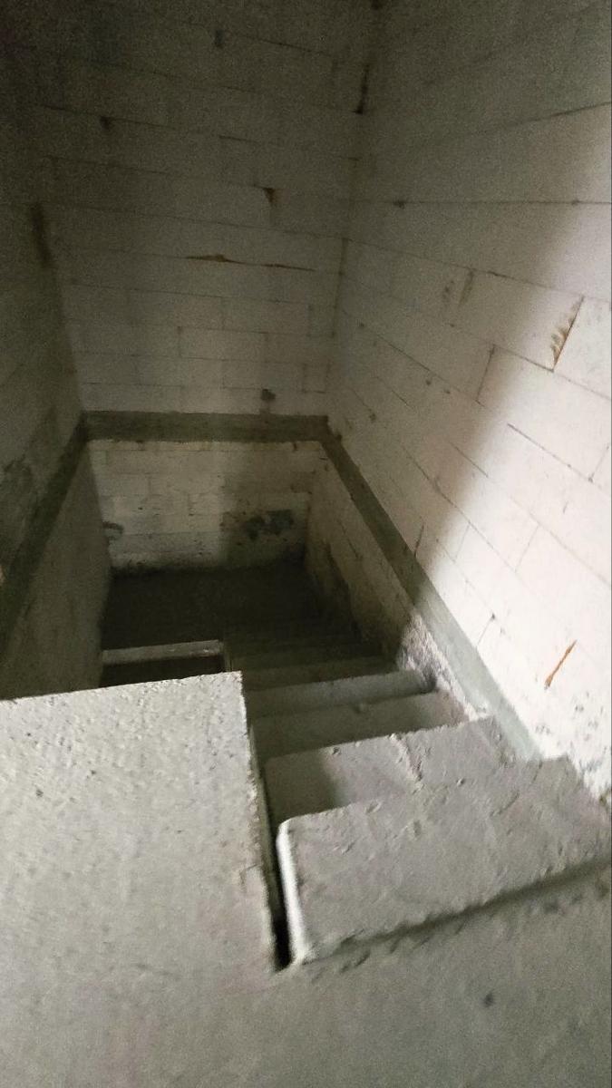 1868788655815079