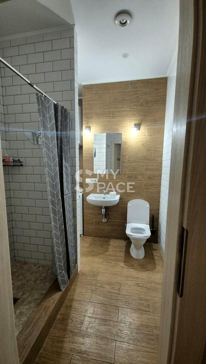 1868791541972695