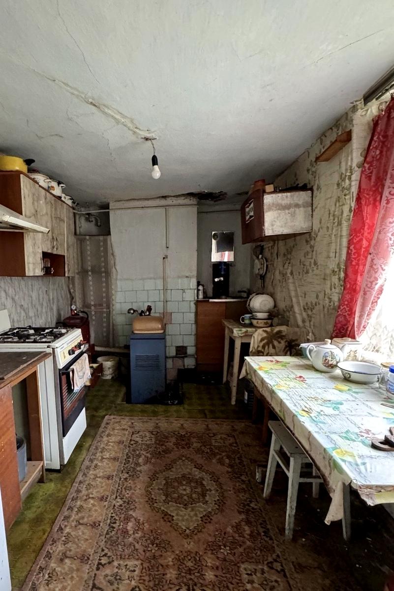 1868791656437489
