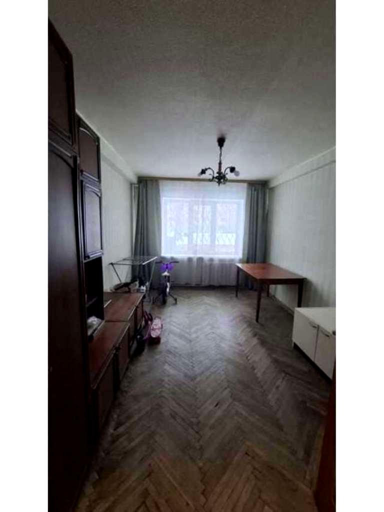 1868794658375173